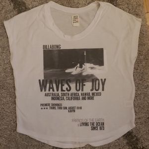 Billabong graphic flowy tee